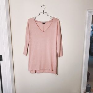 Topshop light pink quarter sleeve vneck! Size S